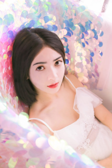 男人与女人拔刀的视频